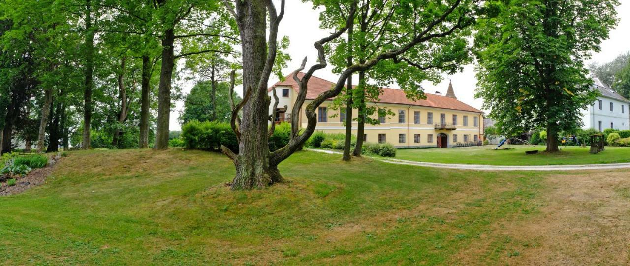 Zamek Jindrichovice Hotel Kolinec Ngoại thất bức ảnh